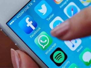 incluir grupo whatsapp trabajo ilegal