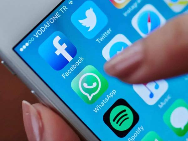 incluir grupo whatsapp trabajo ilegal